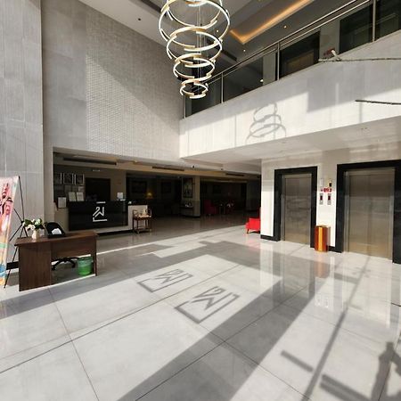 دار ود للأجنحة الفندقية Jeddah Bagian luar foto