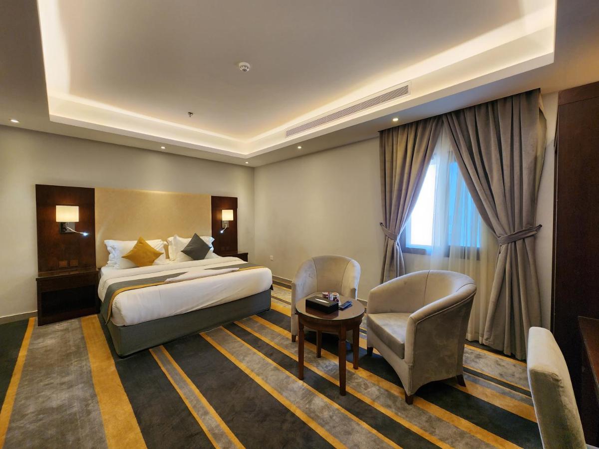 دار ود للأجنحة الفندقية Jeddah Bagian luar foto