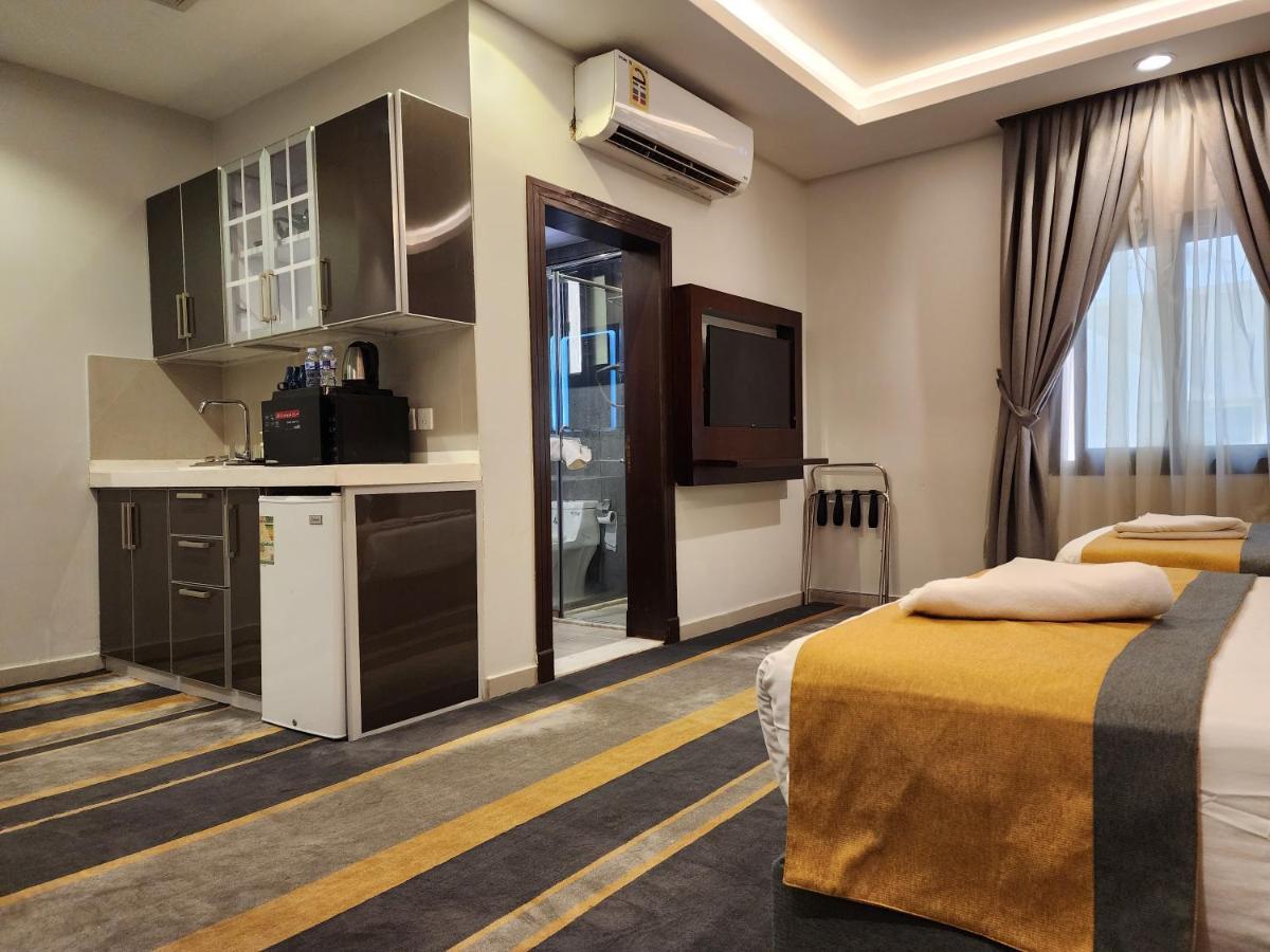 دار ود للأجنحة الفندقية Jeddah Bagian luar foto